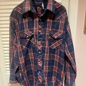 Vintage Wrangler Men's Blue Plaid Shirt